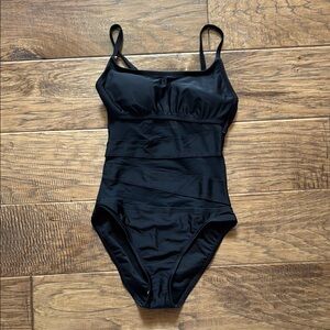 Shade &  Shore bathing suit